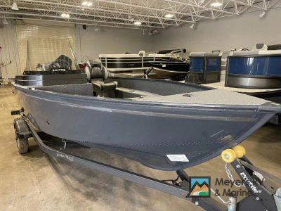 2026 Lund Angler 1650 SS — front three-quarter view
