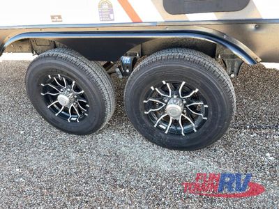2026 Venture RV Stratus — photo 11 view