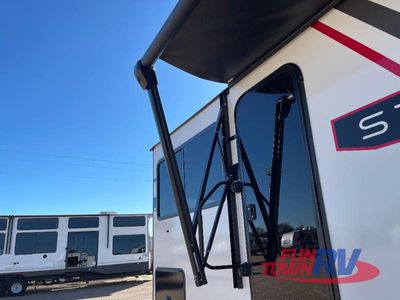 2026 Venture RV Stratus — engine compartment view