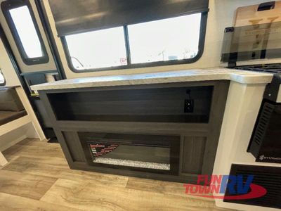 2026 Venture RV Stratus — photo 23 view