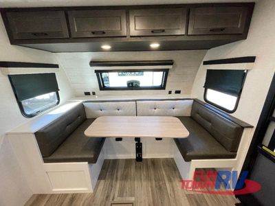 2026 Venture RV Stratus — photo 25 view