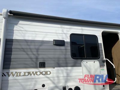 2025 Forest River RV Wildwood - Photo 31