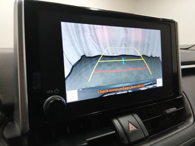 2024 Toyota RAV4 - Photo 16