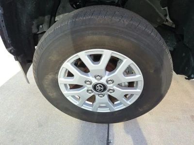 2025 Toyota Tacoma — photo 10 view