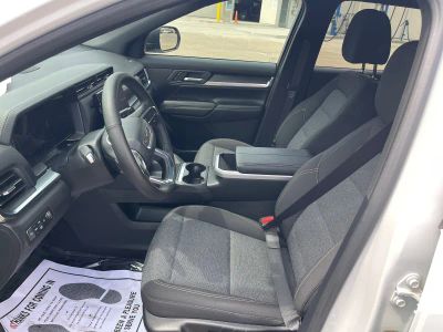 2026 GMC Terrain — photo 9 view