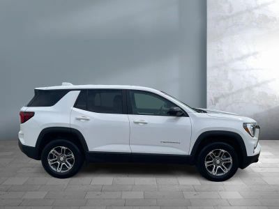 2026 GMC Terrain — photo 7 view