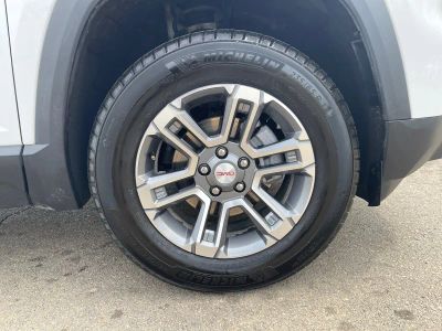 2026 GMC Terrain — photo 16 view