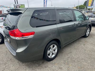 2012 Toyota Sienna - Photo 5