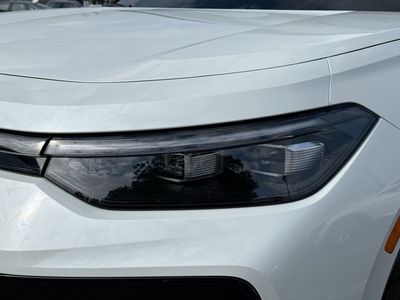 2026 Volkswagen Tiguan — photo 9 view