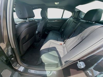 2022 BMW 5 Series - Photo 23