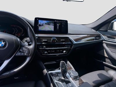 2022 BMW 5 Series - Photo 21