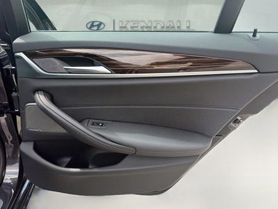 2022 BMW 5 Series - Photo 30
