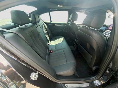 2022 BMW 5 Series - Photo 28