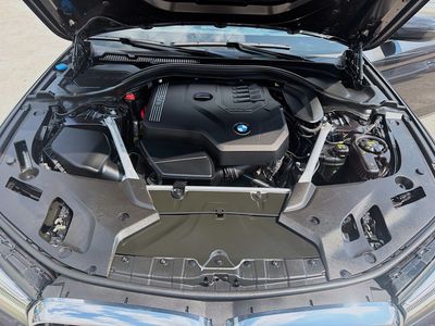 2022 BMW 5 Series - Photo 35