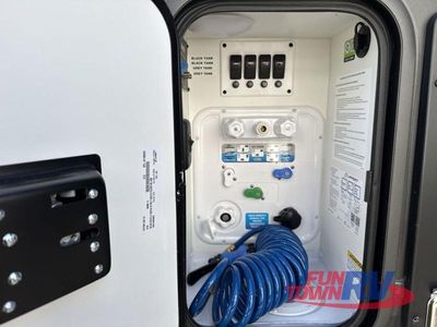 2026 Keystone RV Raptor - Photo 8