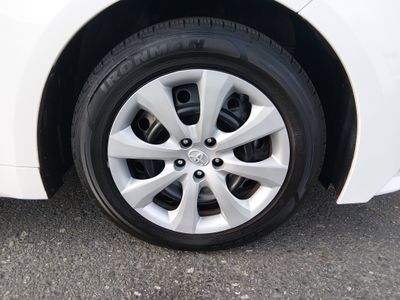 2024 Toyota Corolla — photo 10 view