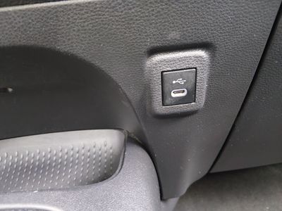 2024 Toyota Corolla — photo 19 view