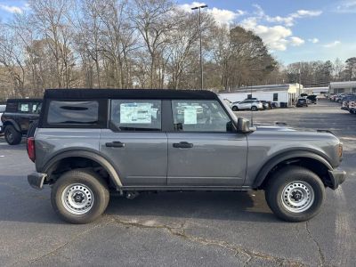 2026 Ford Bronco — photo 8 view