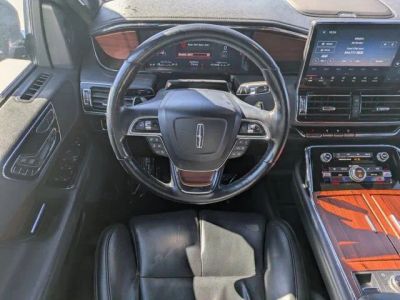 2023 Lincoln Navigator L — photo 14 view