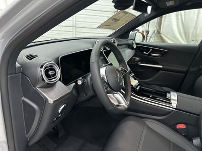 2026 Mercedes-Benz GLC - Photo 9
