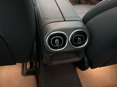 2026 Mercedes-Benz GLC - Photo 23