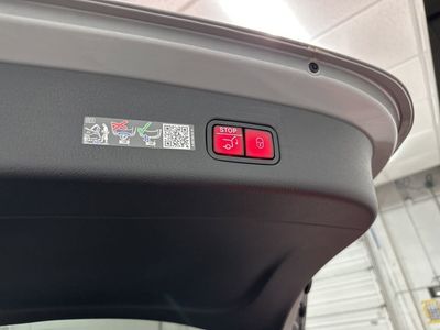 2026 Mercedes-Benz GLC - Photo 61