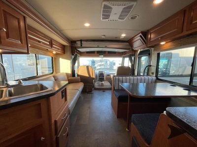 2018 Winnebago Vista - Photo 13