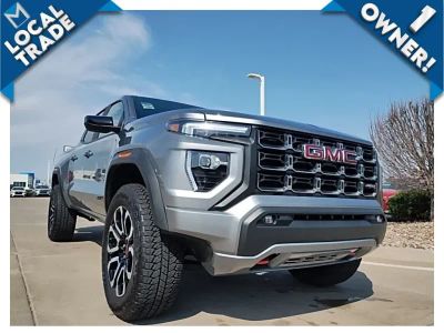 2025 GMC Canyon - Photo 4