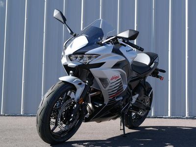 2026 Kawasaki Ninja 650 ABS - Photo 3