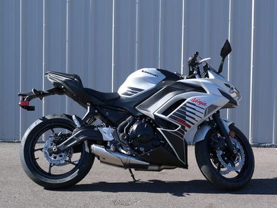 2026 Kawasaki Ninja 650 ABS - Photo 6