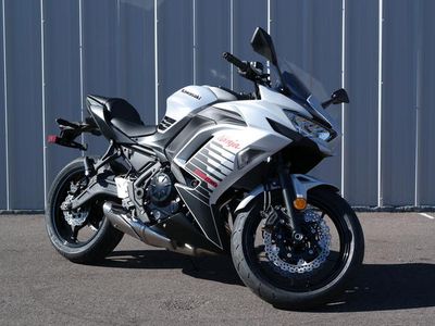 2026 Kawasaki Ninja 650 ABS - Photo 1