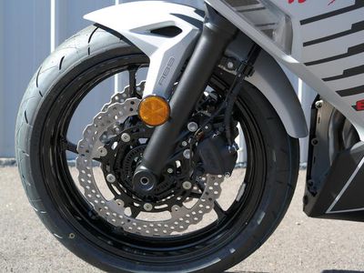 2026 Kawasaki Ninja 650 ABS - Photo 11
