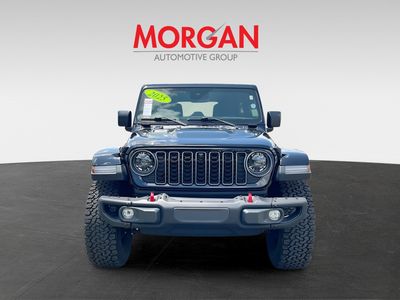 2025 Jeep Wrangler - Photo 2