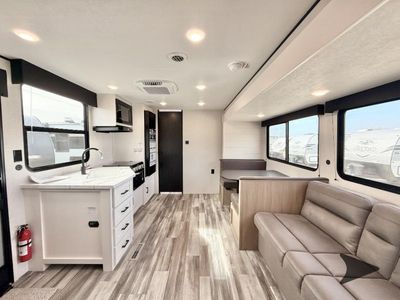 2026 Jayco Jay Flight SLX - Photo 3