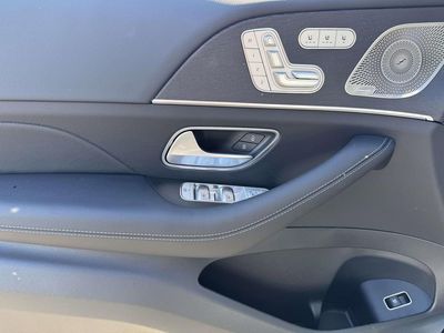 2026 Mercedes-Benz GLE — photo 17 view