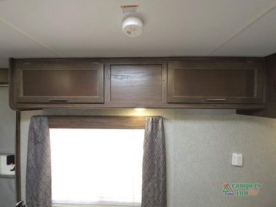 2019 Forest River Cherokee Grey Wolf — photo 28 view