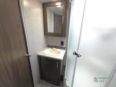 2019 Forest River Cherokee Grey Wolf — photo 47 view