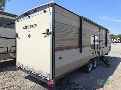 2019 Forest River Cherokee Grey Wolf — photo 7 view