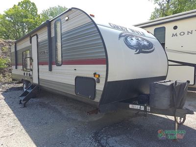 2019 Forest River Cherokee Grey Wolf — front three-quarter view