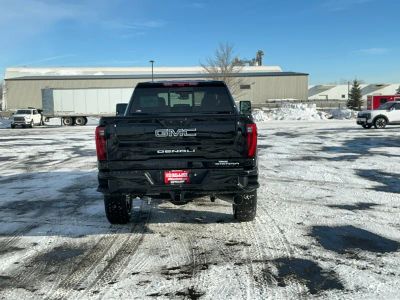 2026 GMC Sierra 2500HD - Photo 5