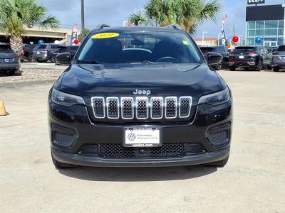 2021 Jeep Cherokee — side profile view