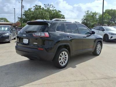 2021 Jeep Cherokee — rear three-quarter view