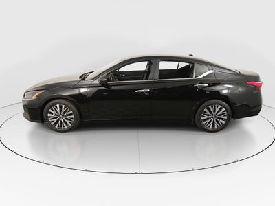 2025 Nissan Altima — interior view