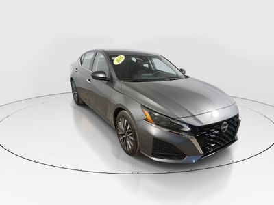 2024 Nissan Altima - Photo 1