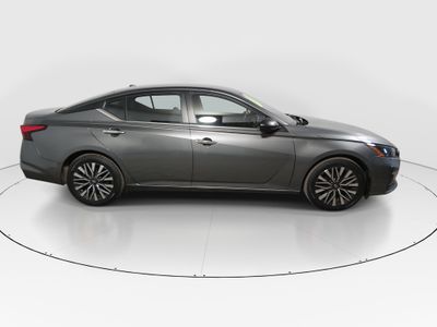 2024 Nissan Altima - Photo 8