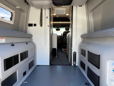 2022 Winnebago REVEL - Photo 4