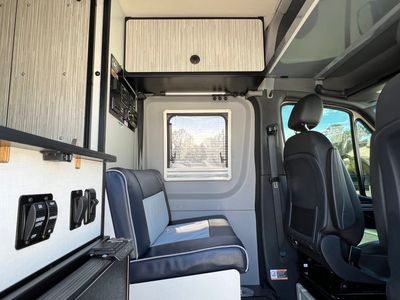 2022 Winnebago REVEL - Photo 14