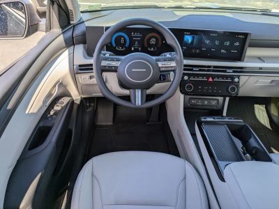 2026 Hyundai TUCSON HYBRID — photo 17 view