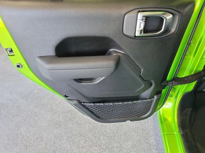 2026 Jeep Wrangler — photo 13 view