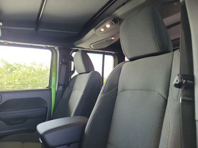 2026 Jeep Wrangler — photo 18 view